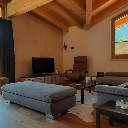 別荘 Wirklich Wunderbar ロイタシュ